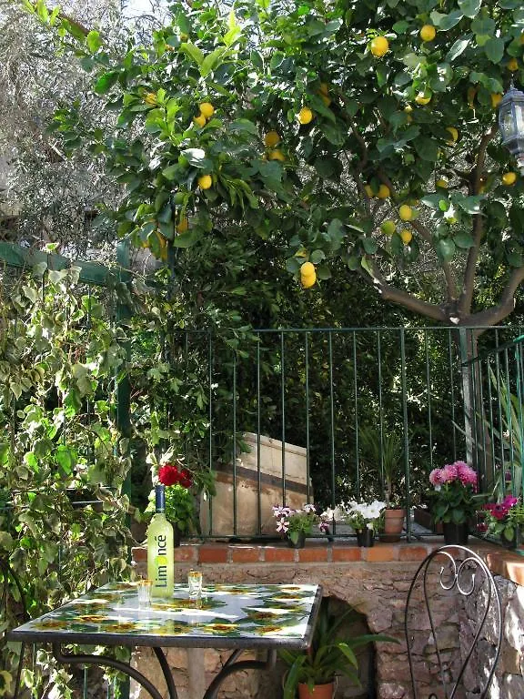 טאורמינה B&B Giulia לינה וארוחת בוקר