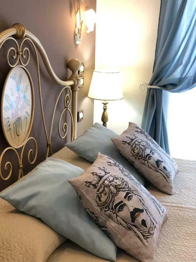 לינה וארוחת בוקר טאורמינה B&B Giulia